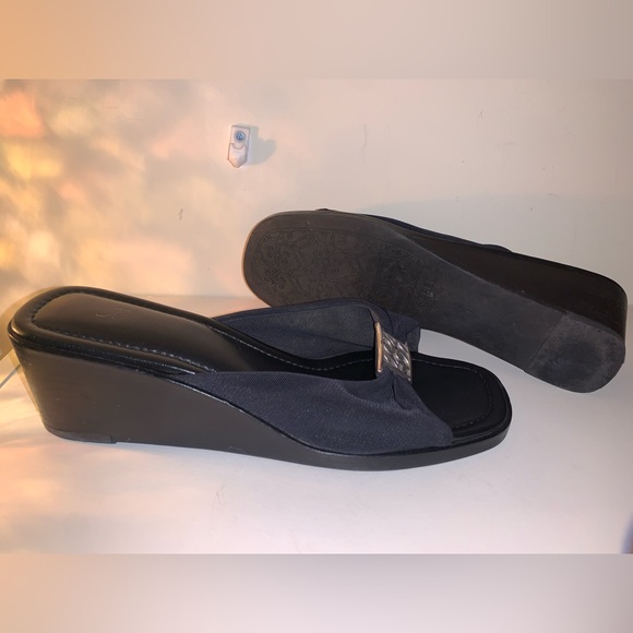 Brighton Isabel Women’s Size 9M Wedge Sandals Black W Silver Hardware-Italy - Picture 4 of 8